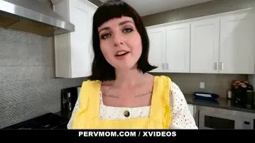 Pervmoms stepmother and stepons struggle video porno